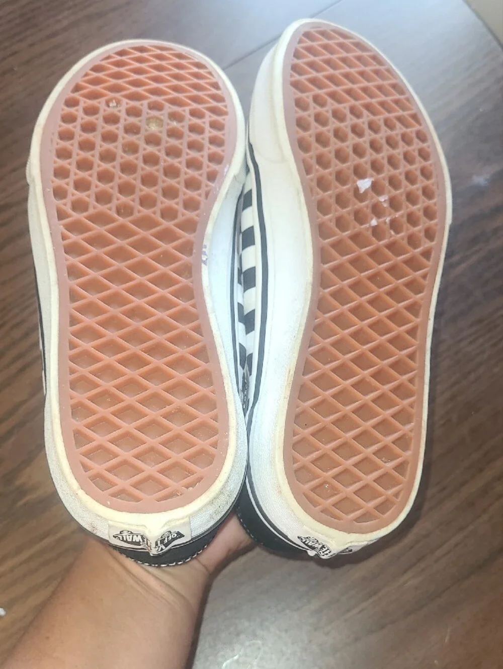 Vans Checkerboard Lace-Up Sneakers - Black & White Size Youth 6